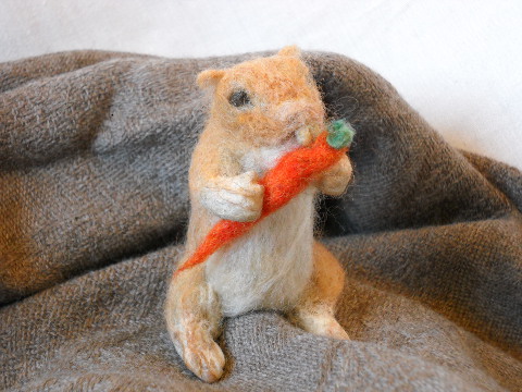 Shoulder Hamster