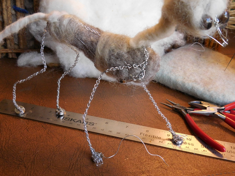 Pic #5: Wire for the feet