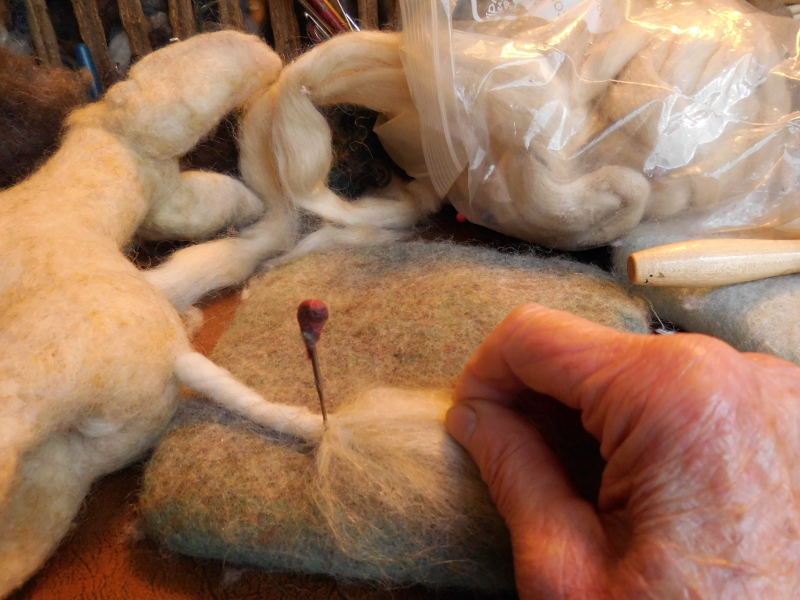 Pic #46: Tail fur cont&rsquo;d